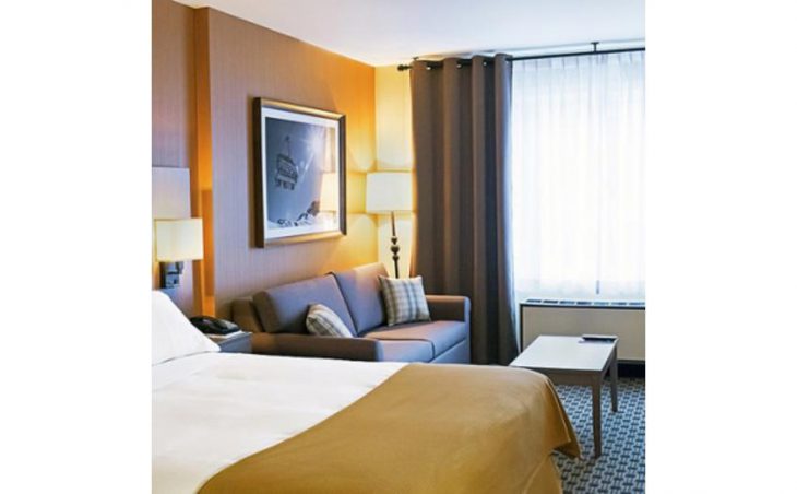 Holiday Inn Express & Suites in Tremblant , Canada image 9